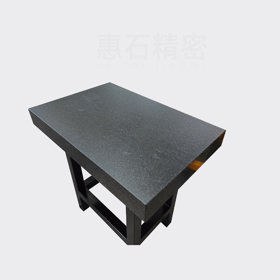 大型一体花岗石平台时效处理